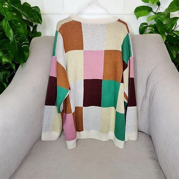 Haptics By Harper Soft Crew Neck Sweater with Geometric Design. Size 2x - Picture 3 of 7